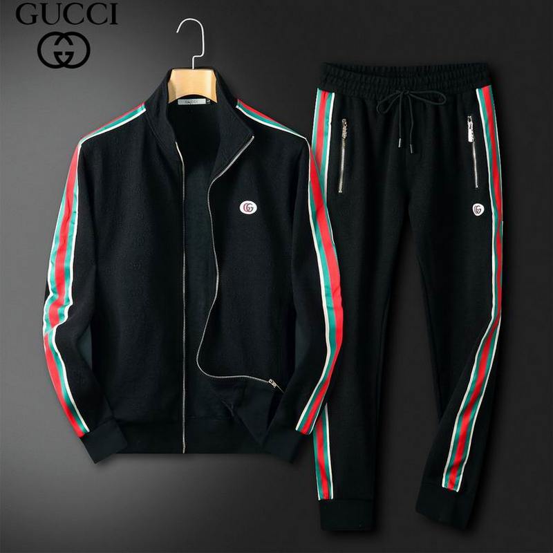 Gucci Men's Suits 30